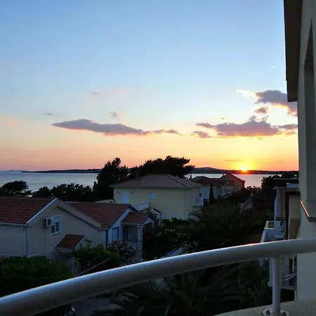 Apartment Sunset Elite Vir